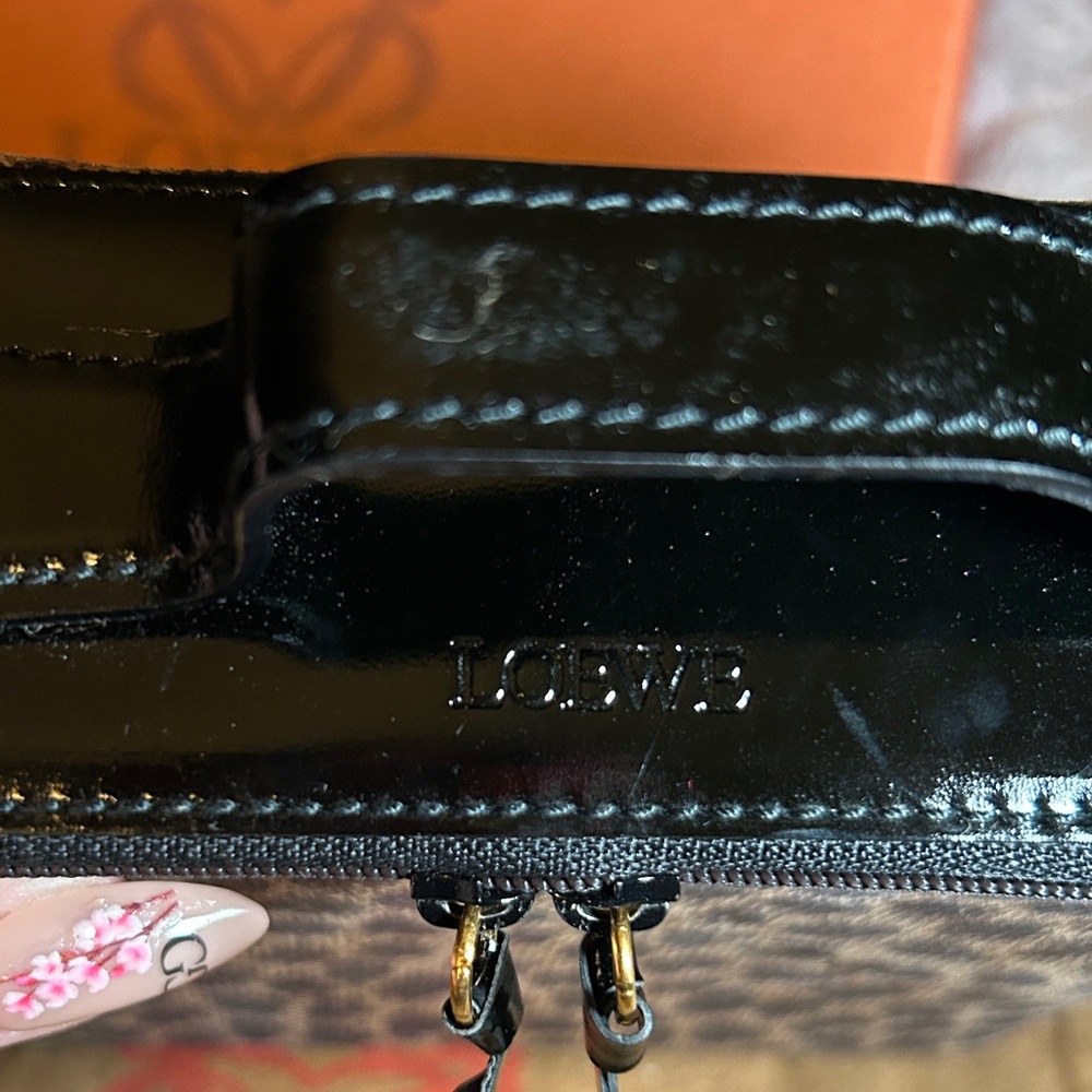 348. Loewe Animal Print cosmetic Bag with COA - Picture 6 of 13